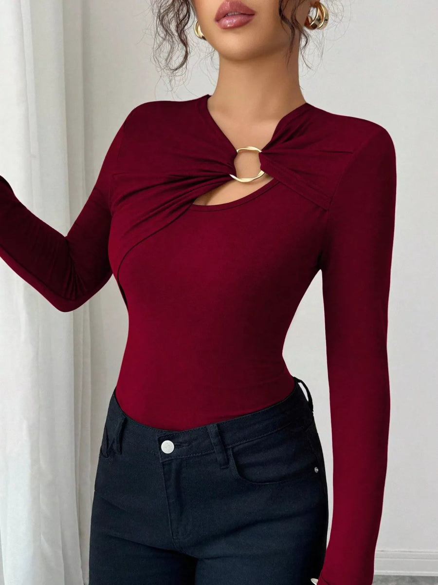 Twist Front Ring Detail Long Sleeve T-Shirt-Nordavory