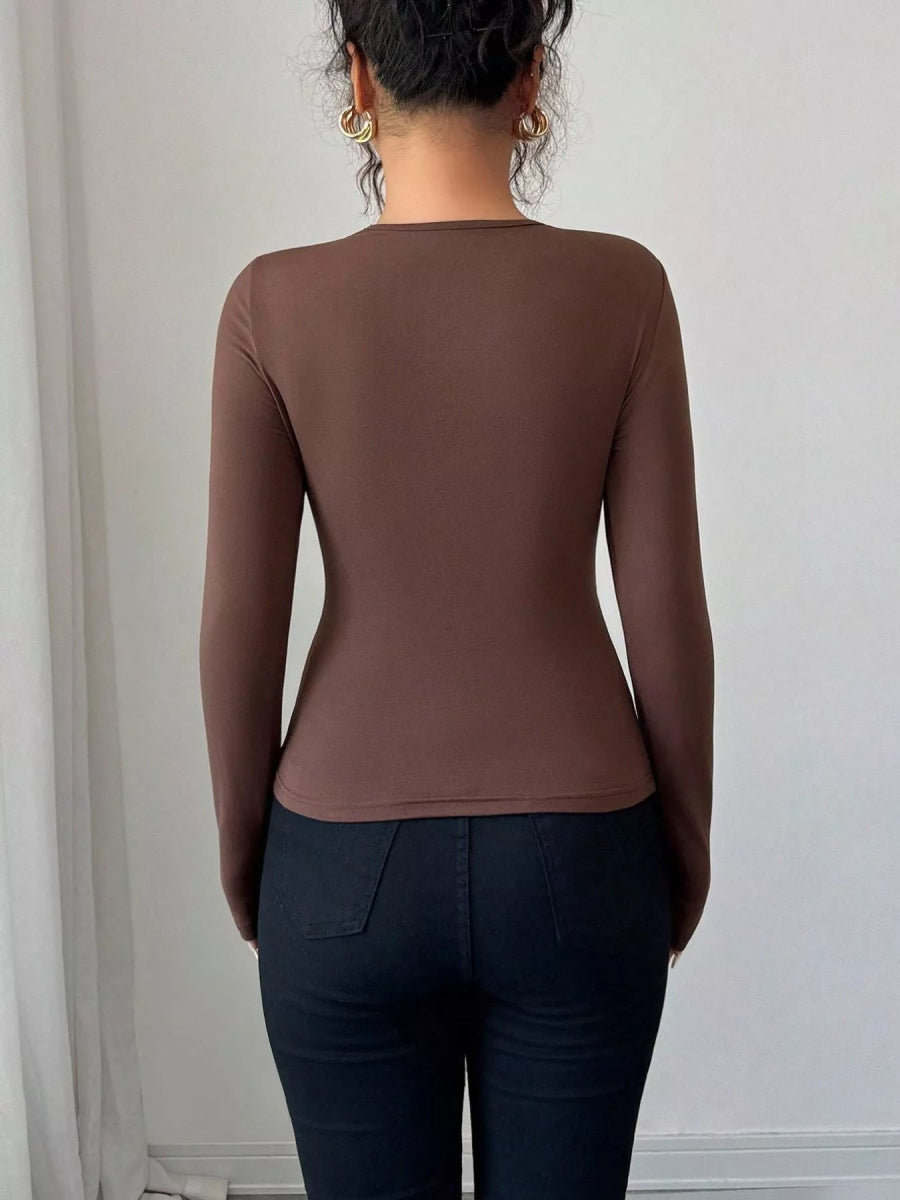 Twist Front Ring Detail Long Sleeve T-Shirt-Nordavory