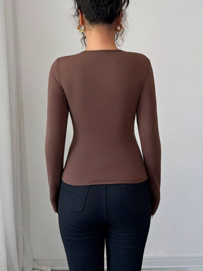 Twist Front Ring Detail Long Sleeve T-Shirt-Nordavory