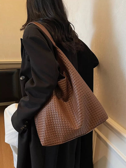 Woven Straw Texture Shoulder Bag-Nordavory